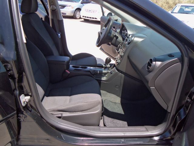 Pontiac G6 2005 photo 1