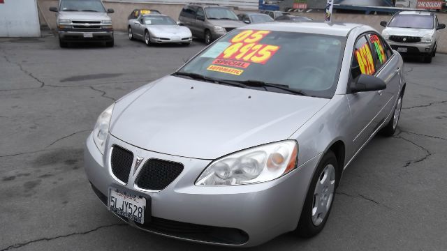 Pontiac G6 2005 photo 2