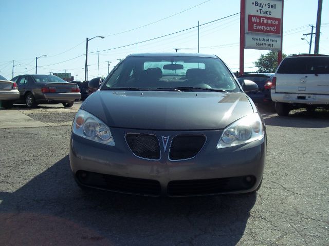 Pontiac G6 Base Sedan