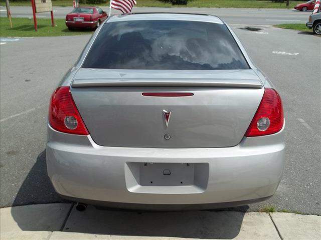 Pontiac G6 2005 photo 2