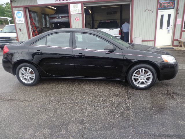 Pontiac G6 Base Sedan