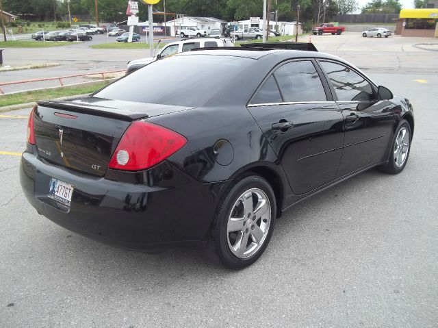 Pontiac G6 2005 photo 2