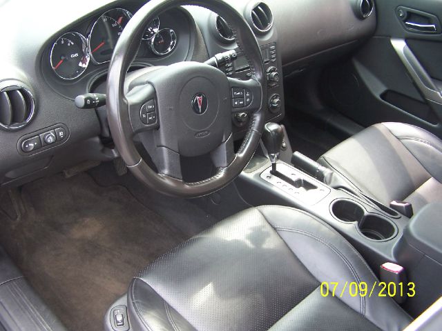 Pontiac G6 2005 photo 2