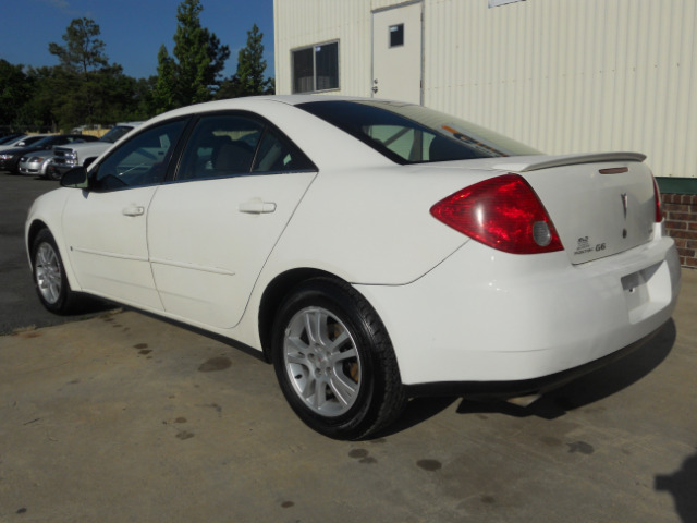 Pontiac G6 4dr Sdn Base Sedan