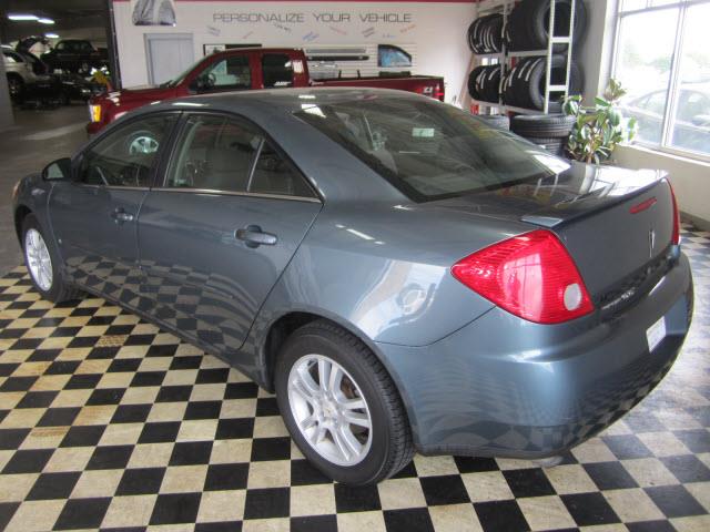 Pontiac G6 2006 photo 9