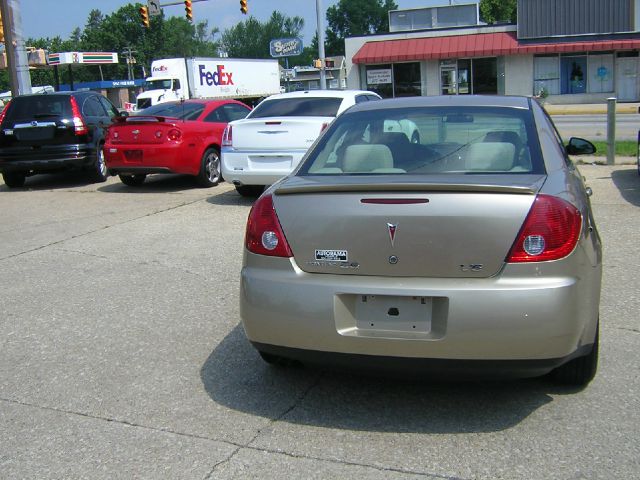 Pontiac G6 2006 photo 2