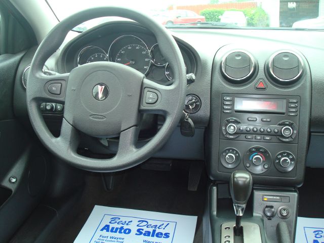 Pontiac G6 2006 photo 18