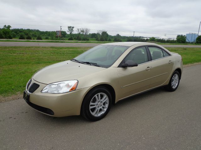 Pontiac G6 2006 photo 2