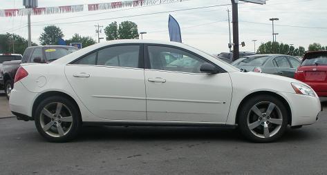 Pontiac G6 2006 photo 2