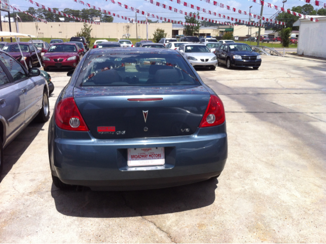 Pontiac G6 2006 photo 2