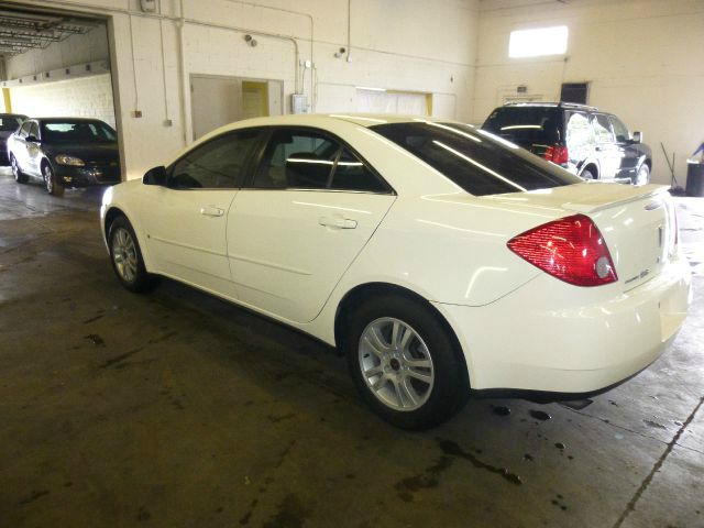 Pontiac G6 2006 photo 12