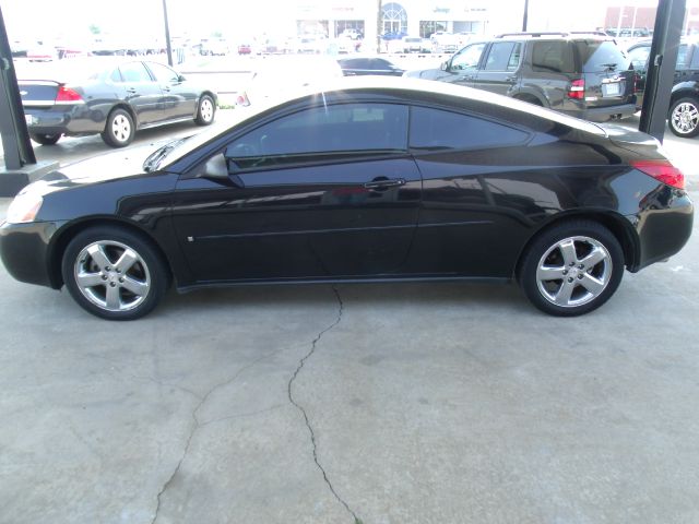 Pontiac G6 2006 photo 2