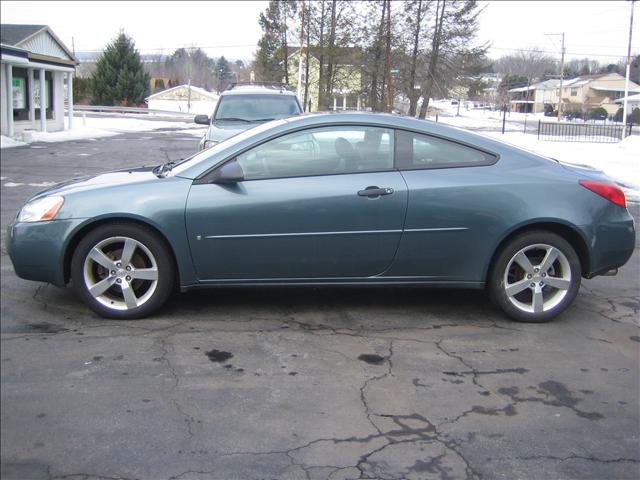 Pontiac G6 2006 photo 2