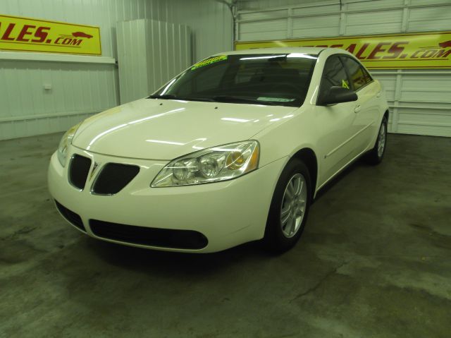 Pontiac G6 2006 photo 2