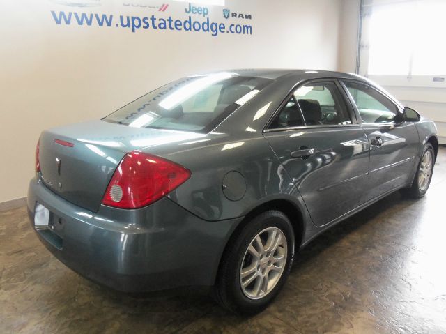 Pontiac G6 2006 photo 1