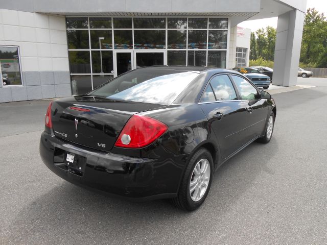 Pontiac G6 2006 photo 1