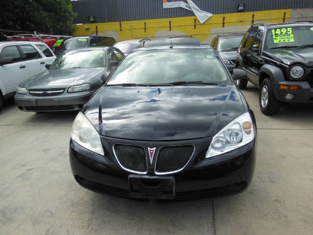 Pontiac G6 2006 photo 2