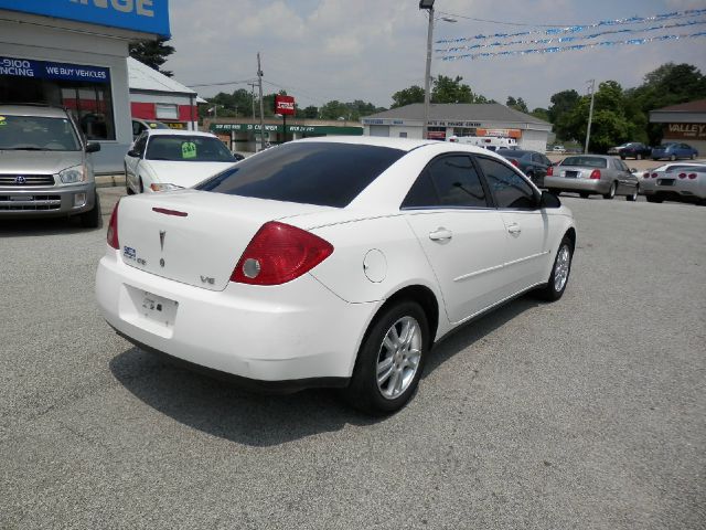 Pontiac G6 2006 photo 2