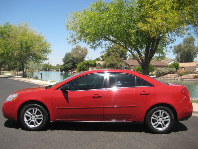 Pontiac G6 2006 photo 2