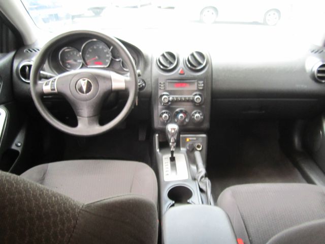 Pontiac G6 2006 photo 14