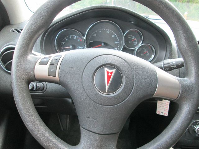 Pontiac G6 2006 photo 1