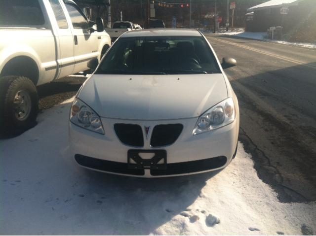 Pontiac G6 2006 photo 2