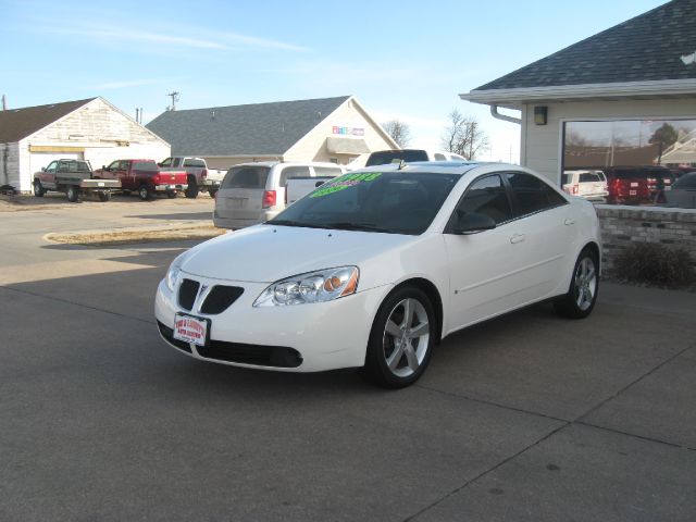 Pontiac G6 2006 photo 2