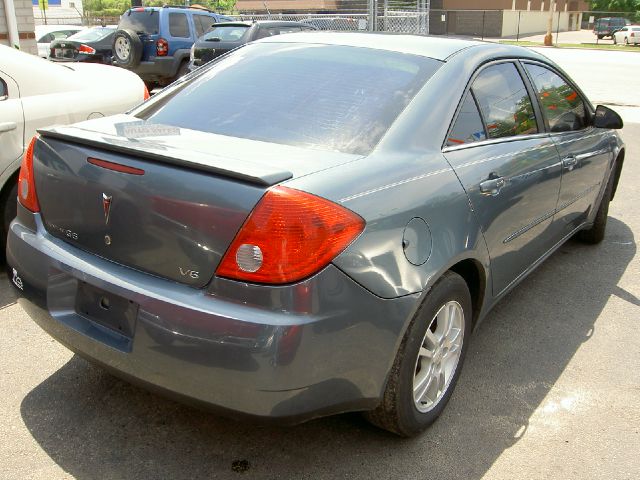 Pontiac G6 2006 photo 2