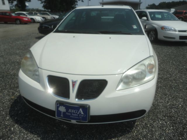 Pontiac G6 4dr Quad Cab WB 4WD SLT Sedan