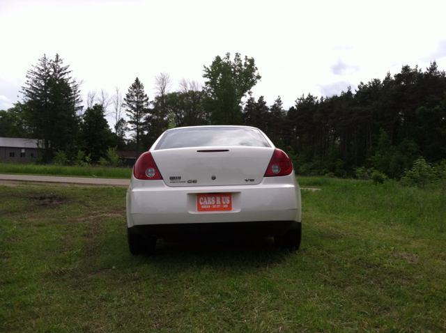 Pontiac G6 2006 photo 2