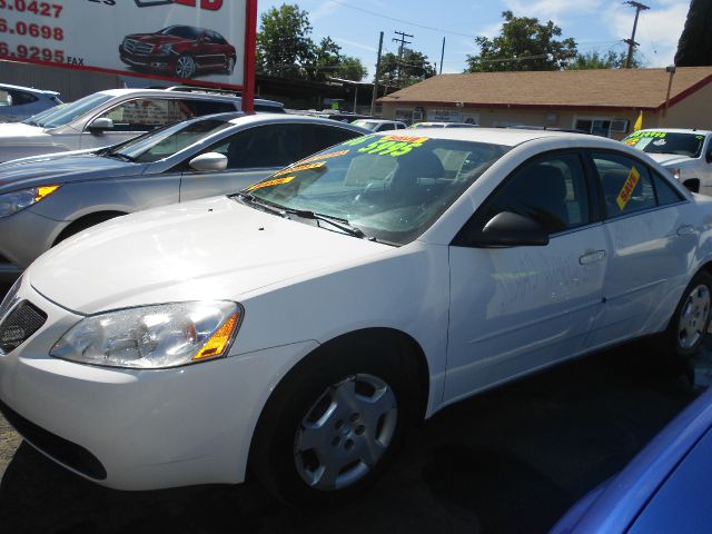 Pontiac G6 2006 photo 2