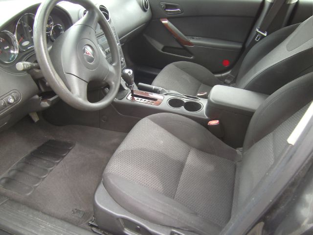 Pontiac G6 2006 photo 1