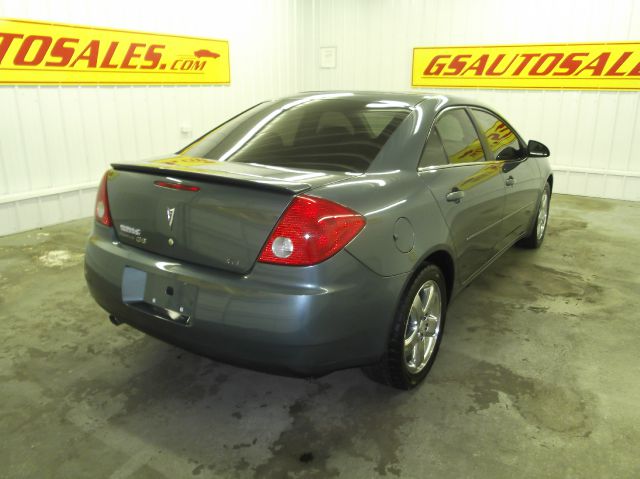 Pontiac G6 2006 photo 2