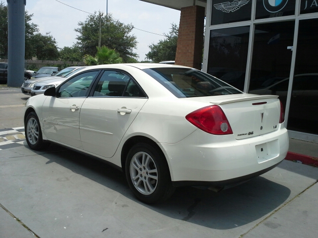 Pontiac G6 2006 photo 1