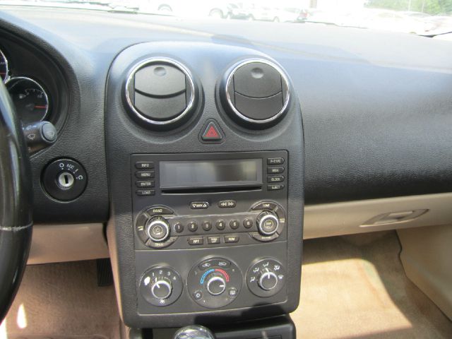 Pontiac G6 2006 photo 16