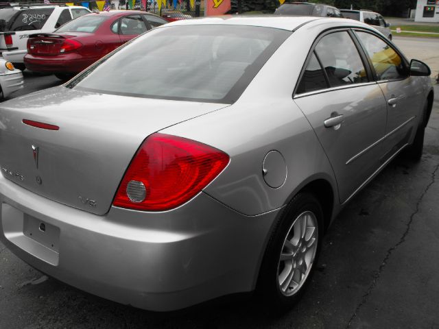 Pontiac G6 2006 photo 2