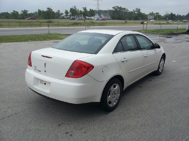 Pontiac G6 2007 photo 2