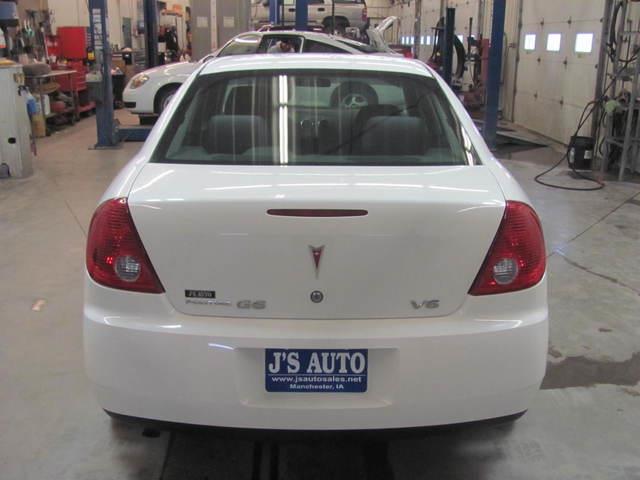 Pontiac G6 2007 photo 1