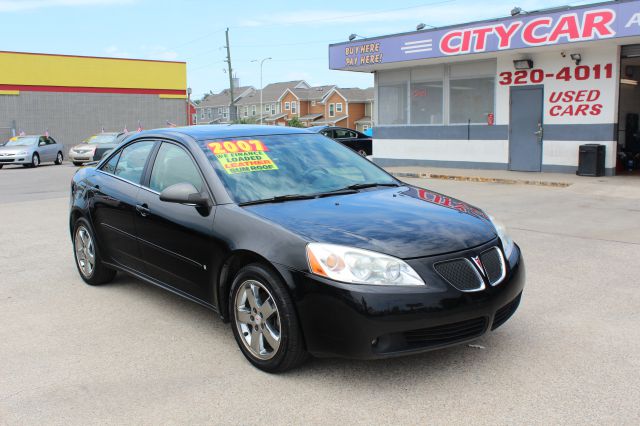 Pontiac G6 XUV SLE 4WD Sedan