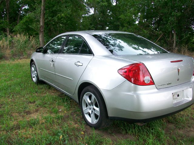 Pontiac G6 2007 photo 2