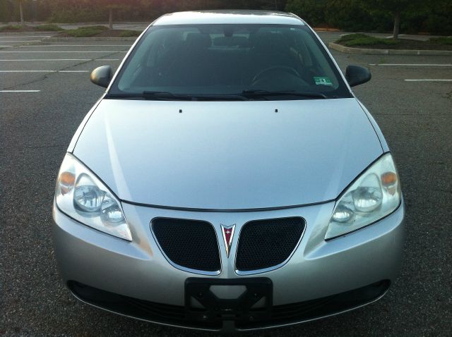 Pontiac G6 2007 photo 2