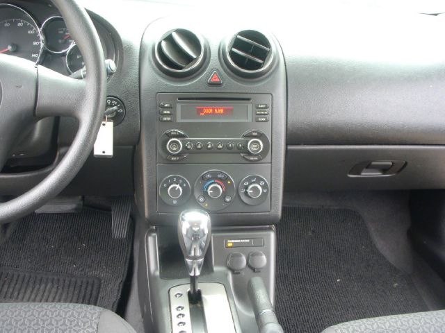 Pontiac G6 2007 photo 2