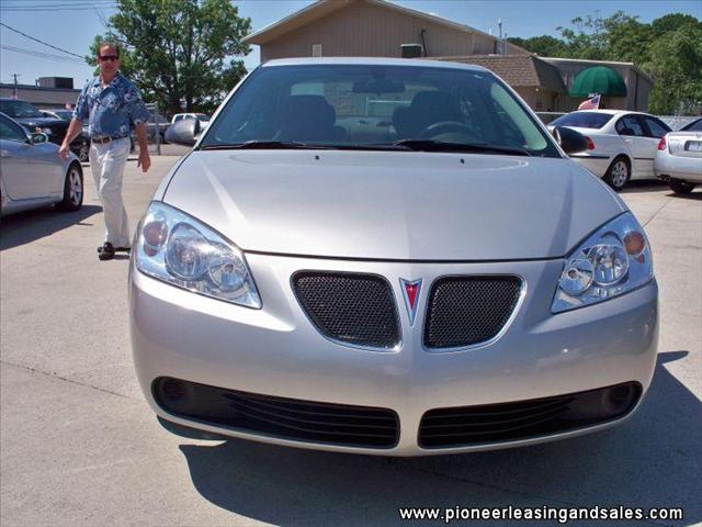 Pontiac G6 2007 photo 2