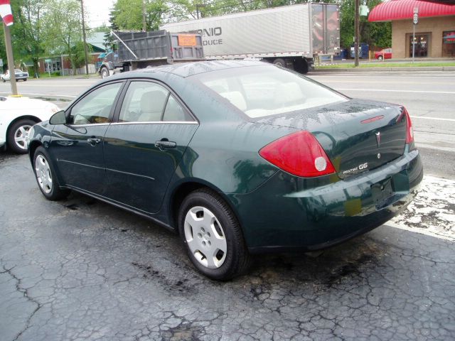 Pontiac G6 2007 photo 2