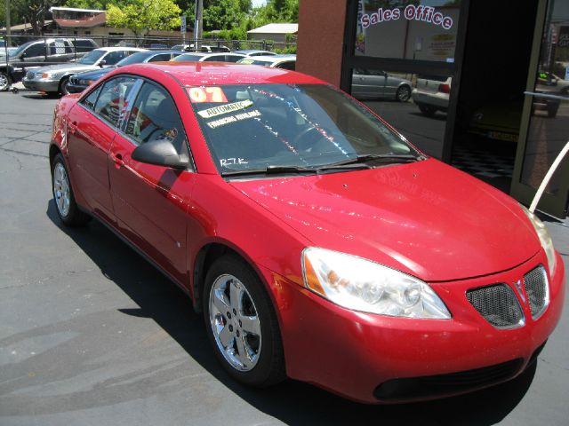 Pontiac G6 XUV SLE 4WD Sedan