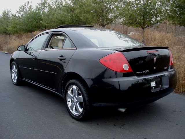 Pontiac G6 2007 photo 2