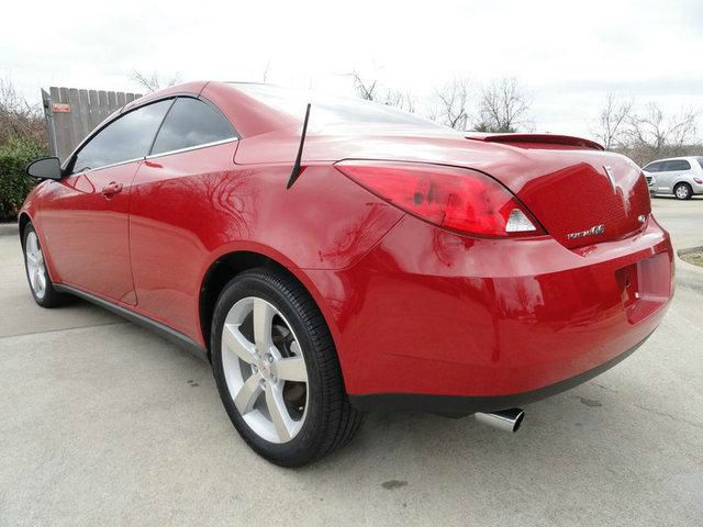 Pontiac G6 2007 photo 2