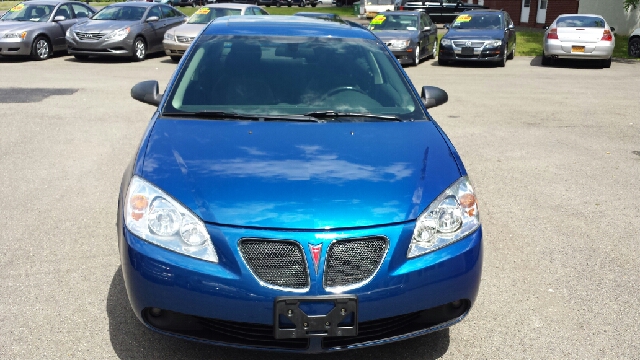 Pontiac G6 2007 photo 2