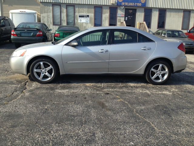 Pontiac G6 2007 photo 2