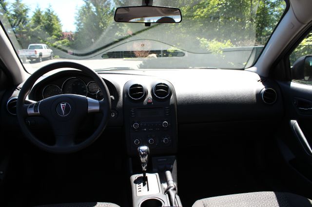 Pontiac G6 2007 photo 16